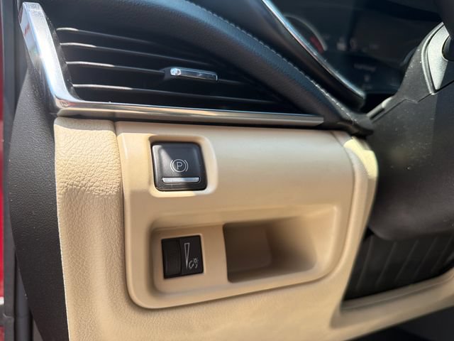 Used 2023 Cadillac CT5 Luxury AWD/4WD image 11