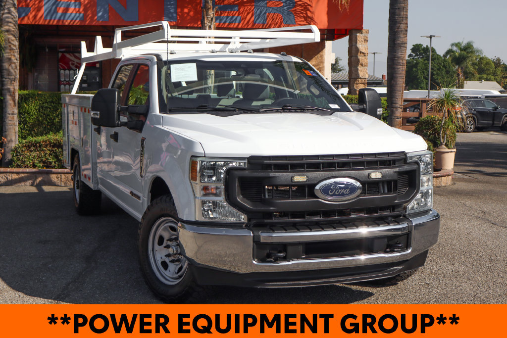 Used 2022 Ford F350 XL w/ Power Equipment Group RWD image 2