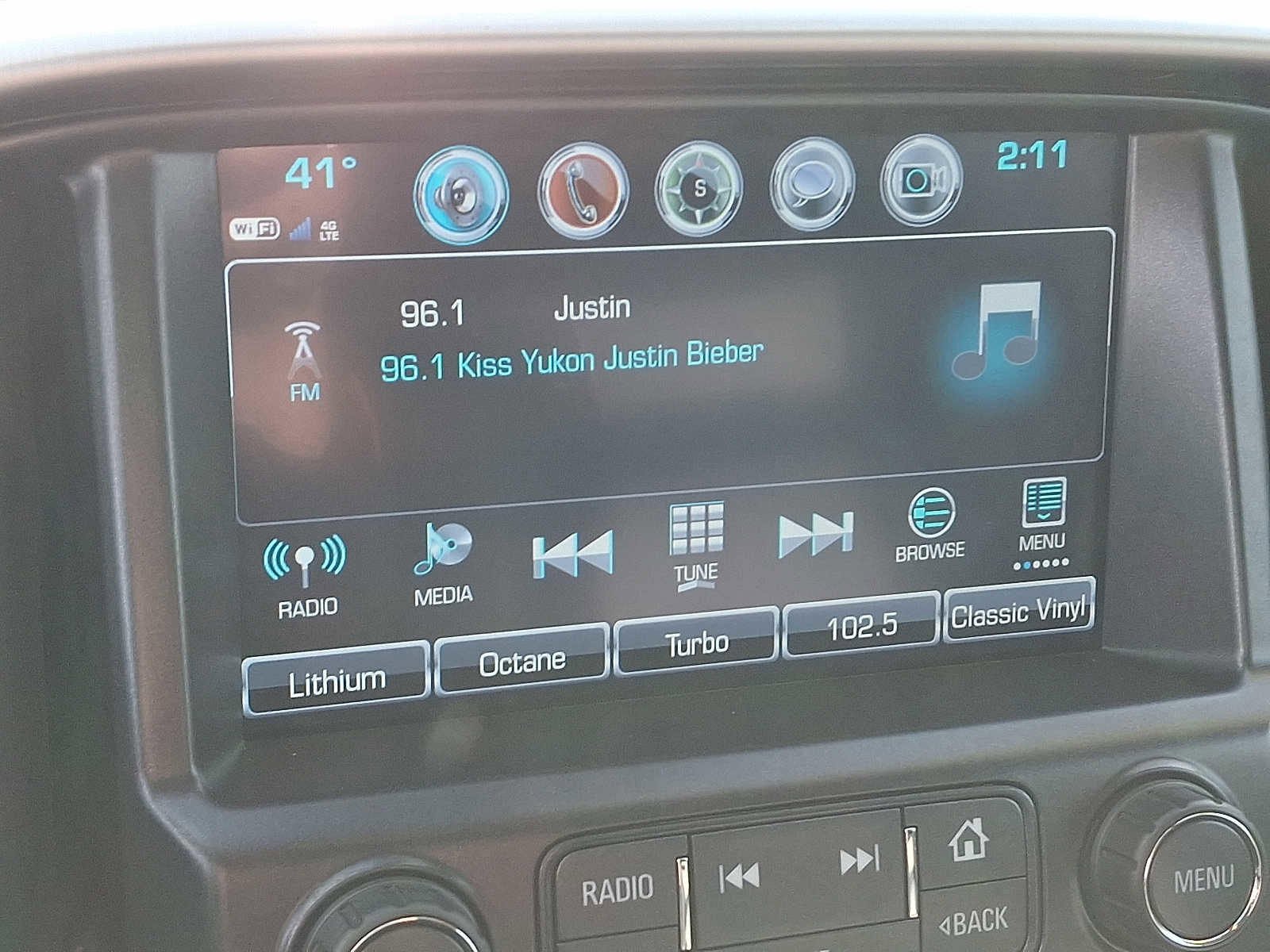 Used 2018 GMC Canyon SLT w/ Driver Alert Package image 17