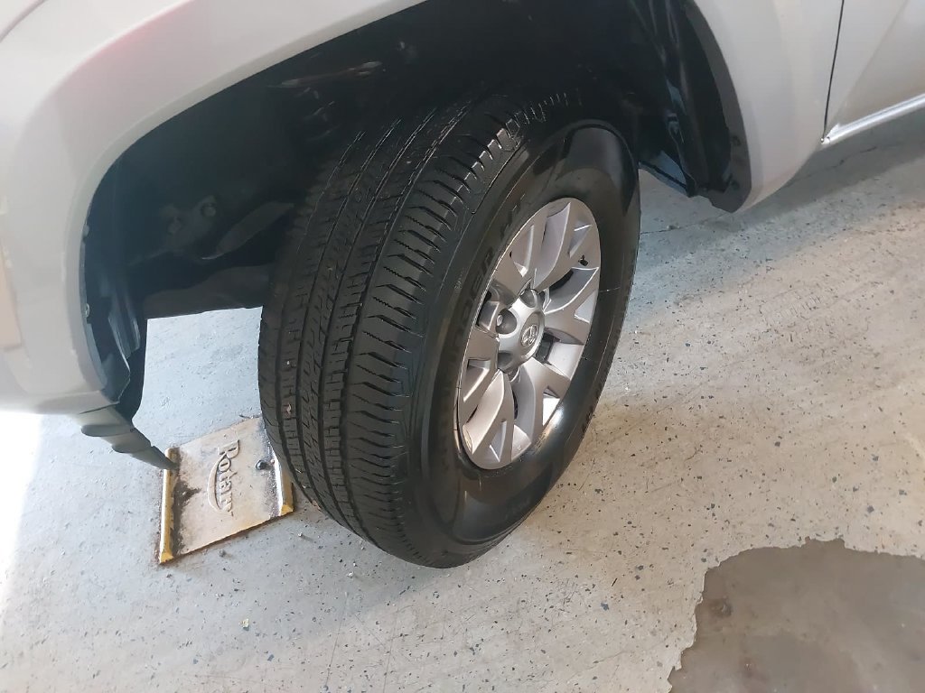 Used 2018 Toyota Tacoma SR5 RWD image 31