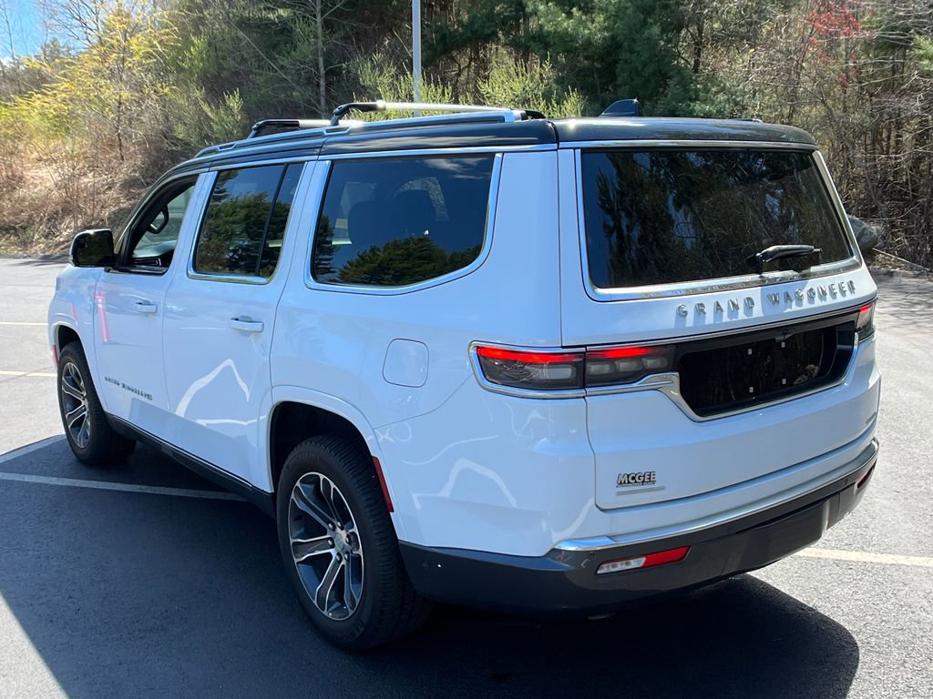 Used 2022 Jeep Grand Wagoneer Series I w/ Flexible Seating Group AWD/4WD image 3