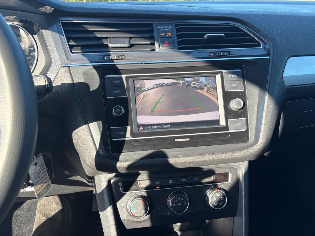 Used 2020 Volkswagen Tiguan S FWD image 13