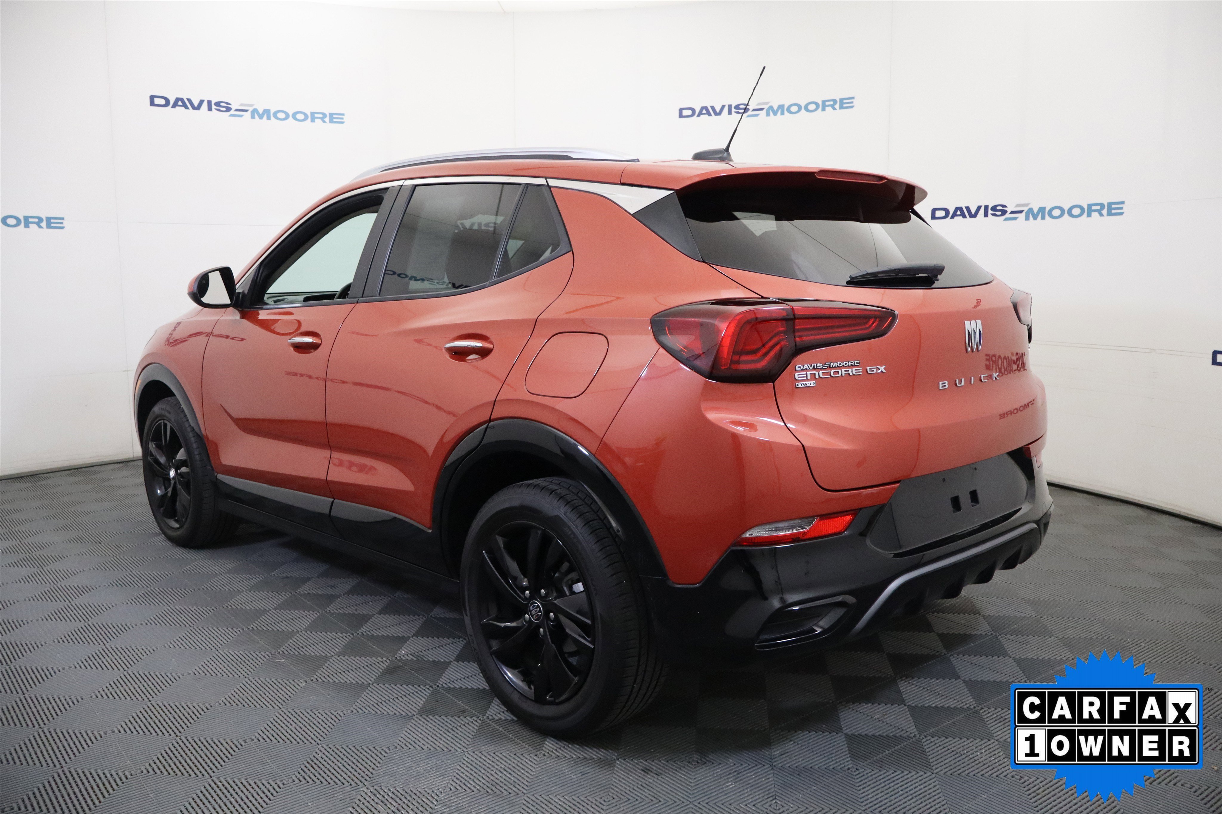 Used 2024 Buick Encore GX Sport Touring image 10
