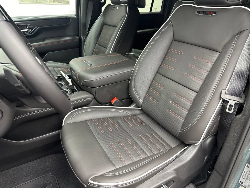 New 2026 GMC Yukon XL AT4 Ultimate w/ LPO, Get Active Package AWD/4WD image 9