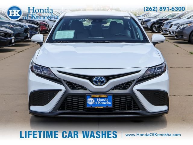 Used 2024 Toyota Camry SE FWD image 9