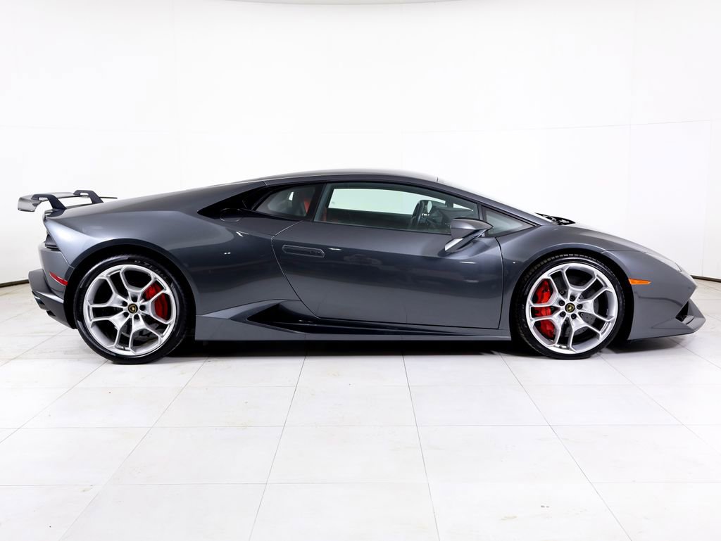 Used 2015 Lamborghini Huracan LP 610-4 image 30