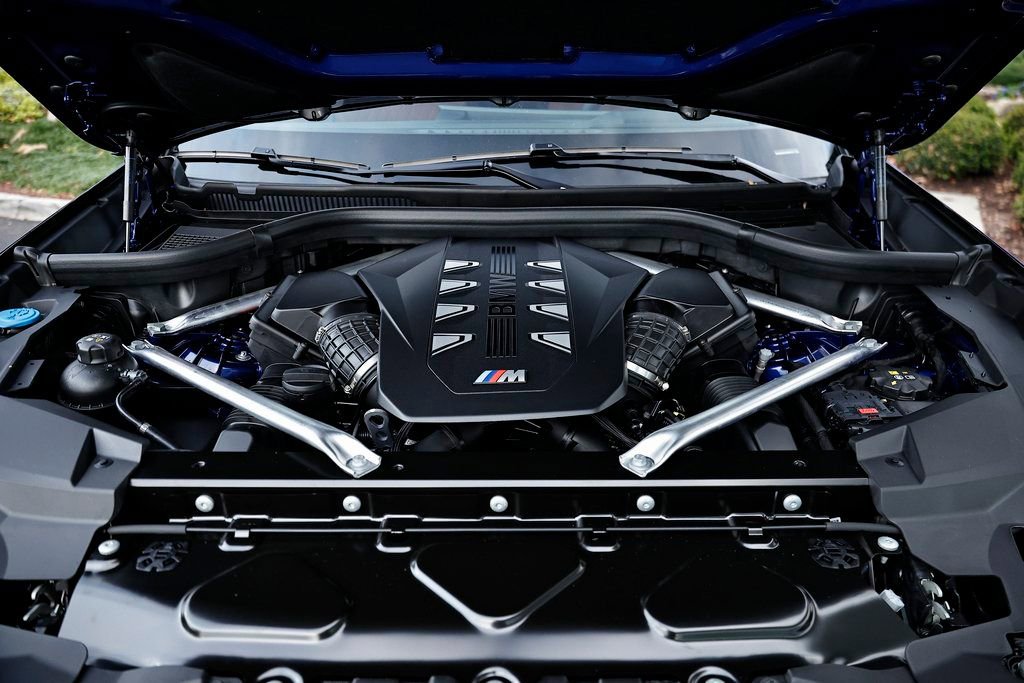 New 2026 BMW X5 M60i w/ Climate Comfort Package image 31