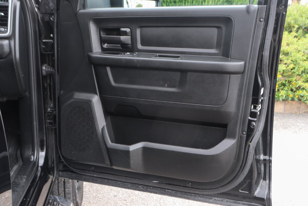 Used 2024 RAM 3500 Tradesman w/ Chrome Appearance Group AWD/4WD image 42