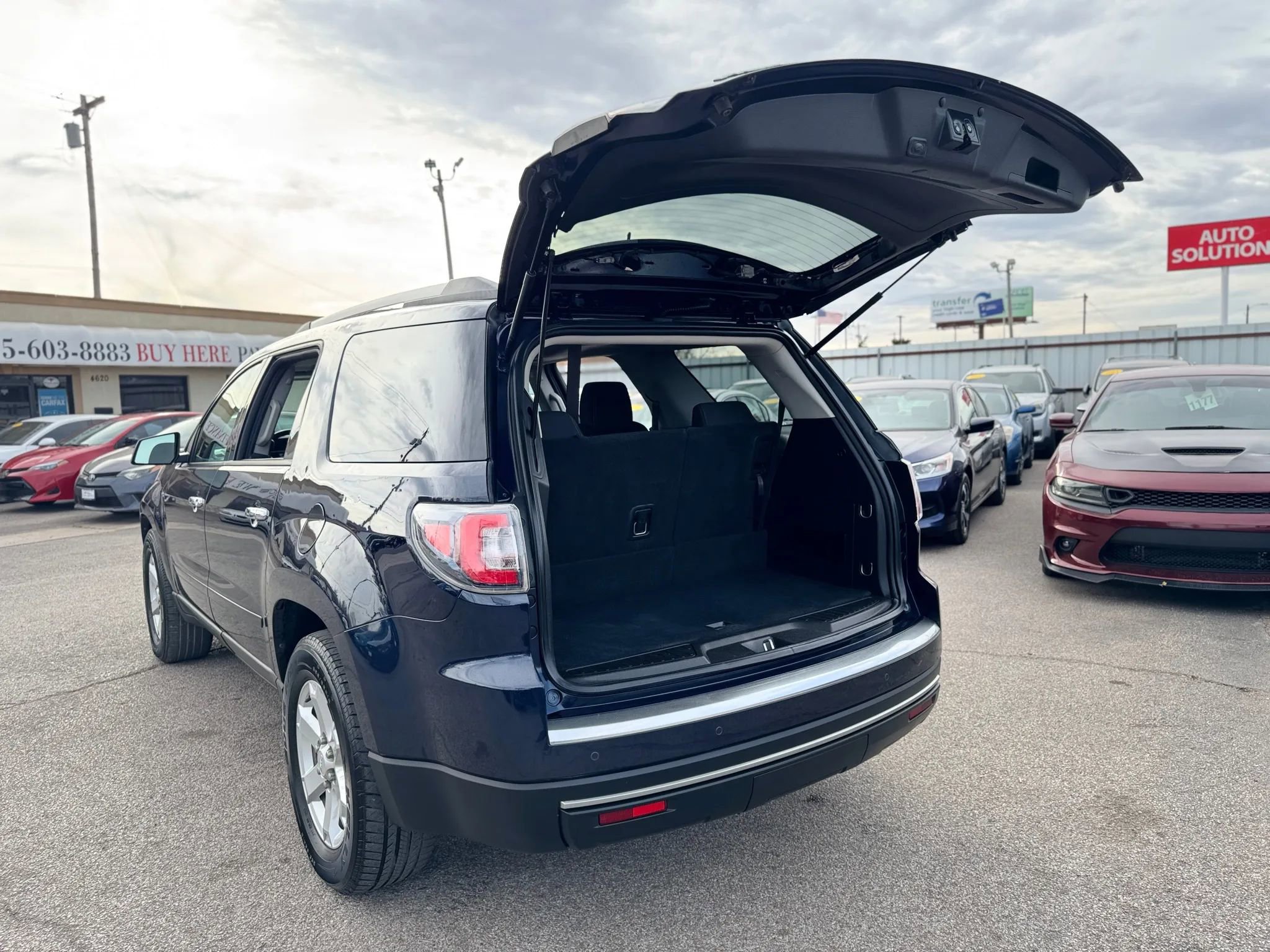 Used 2016 GMC Acadia SLE FWD image 35