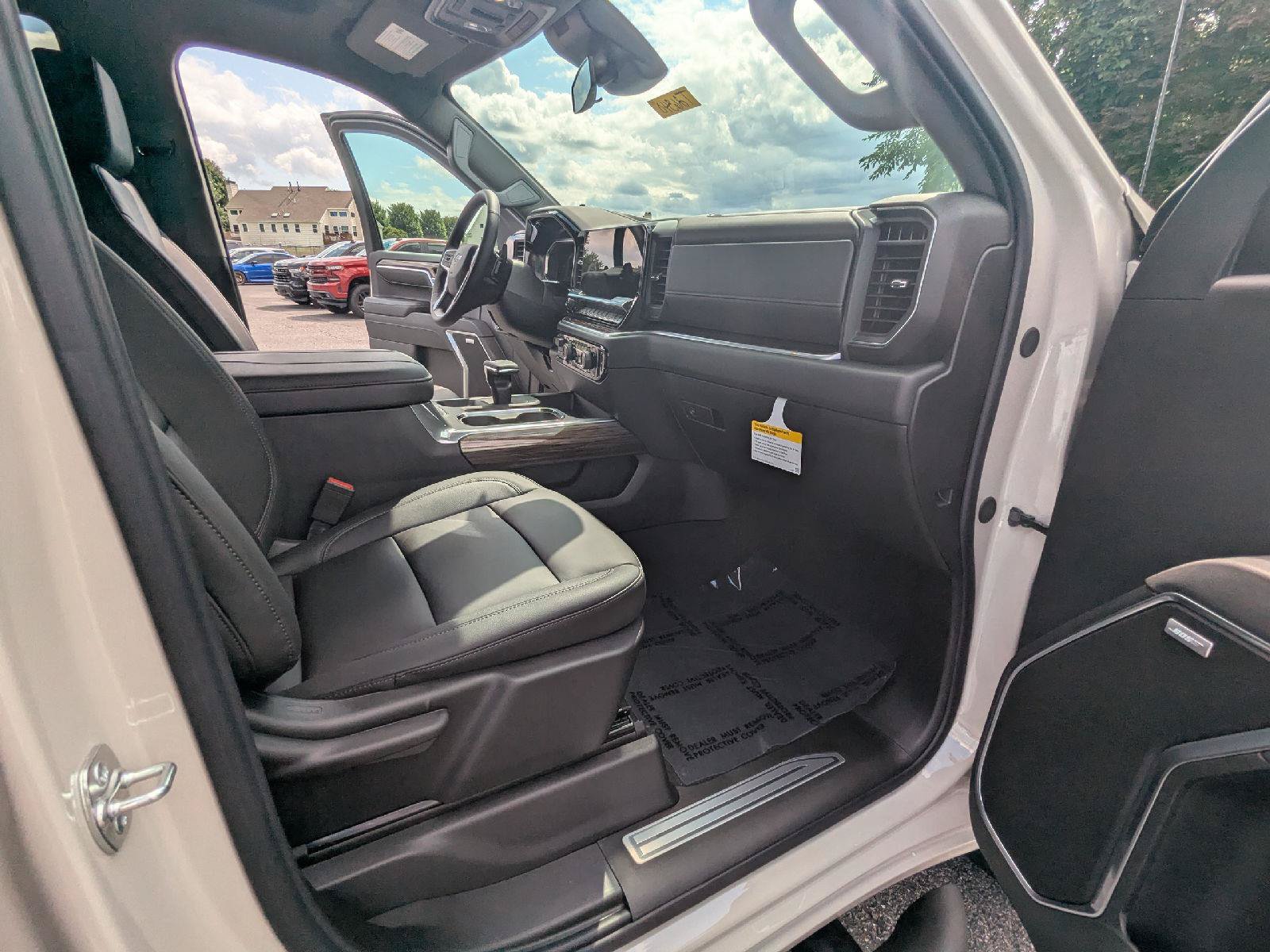 New 2026 Chevrolet Silverado 1500 RST w/ Convenience Package II AWD/4WD image 57