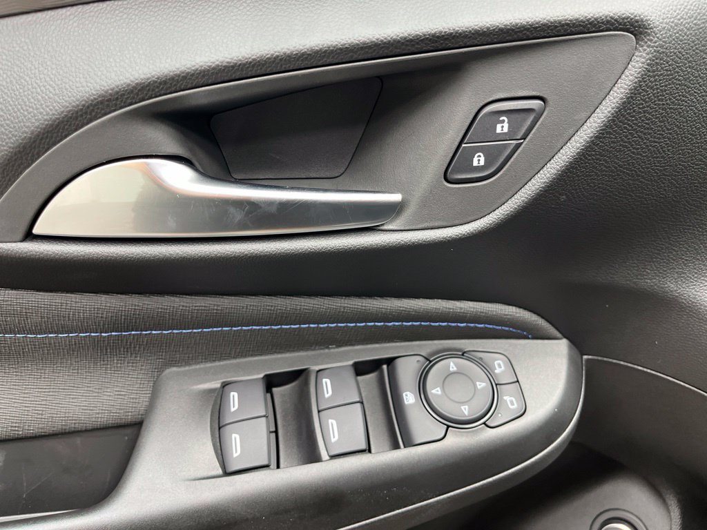 New 2026 Buick Envista Sport Touring w/ Convenience I Package FWD image 7