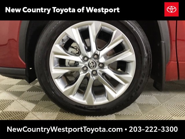 Used 2023 Toyota Highlander Limited image 26