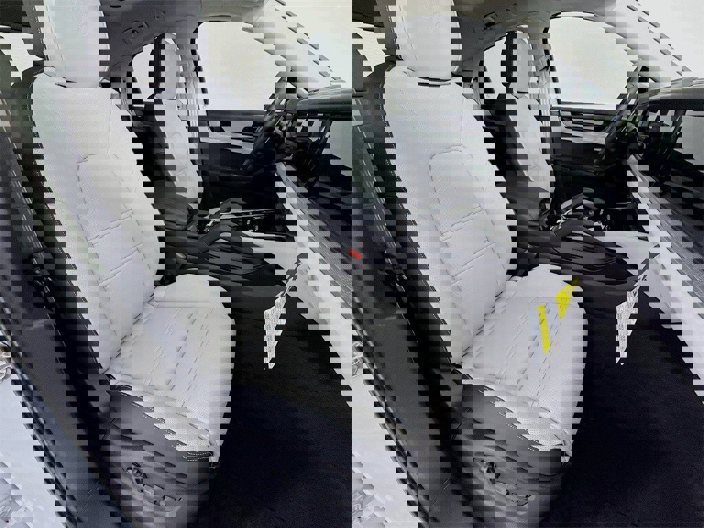 New 2026 Porsche Cayenne image 30