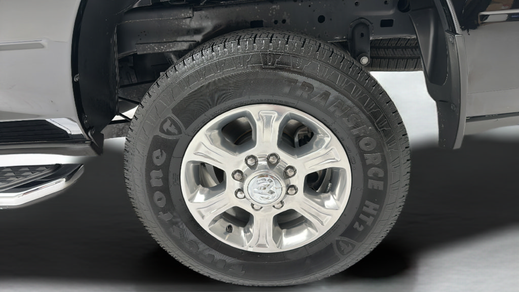 Used 2026 RAM 2500 Big Horn AWD/4WD image 9
