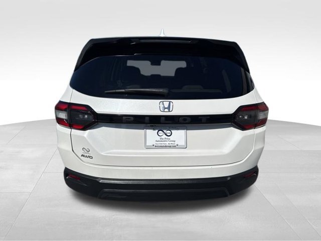 Certified 2023 Honda Pilot LX image 7