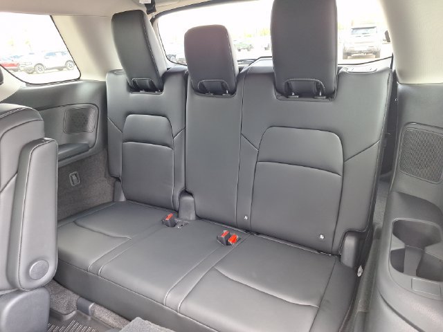 New 2026 Nissan Pathfinder SL w/ SL Premium Package FWD image 31