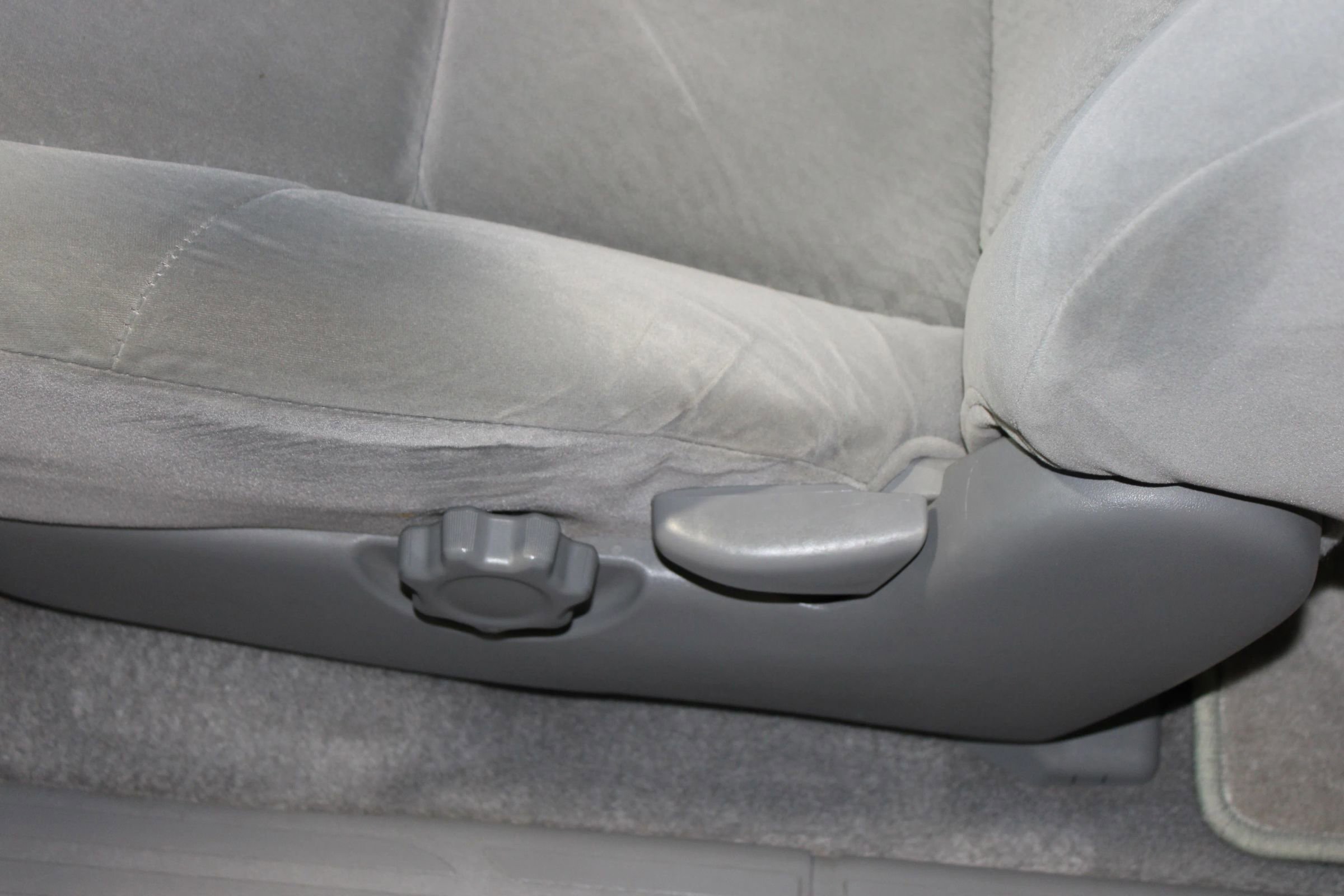 Used 2010 Toyota Tacoma 2WD Access Cab image 9