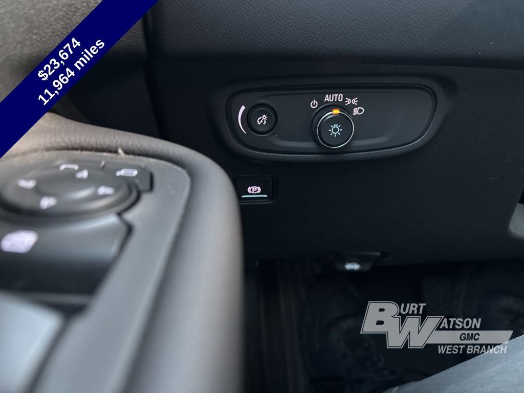 Used 2022 GMC Terrain SLE w/ Driver Convenience Package image 20