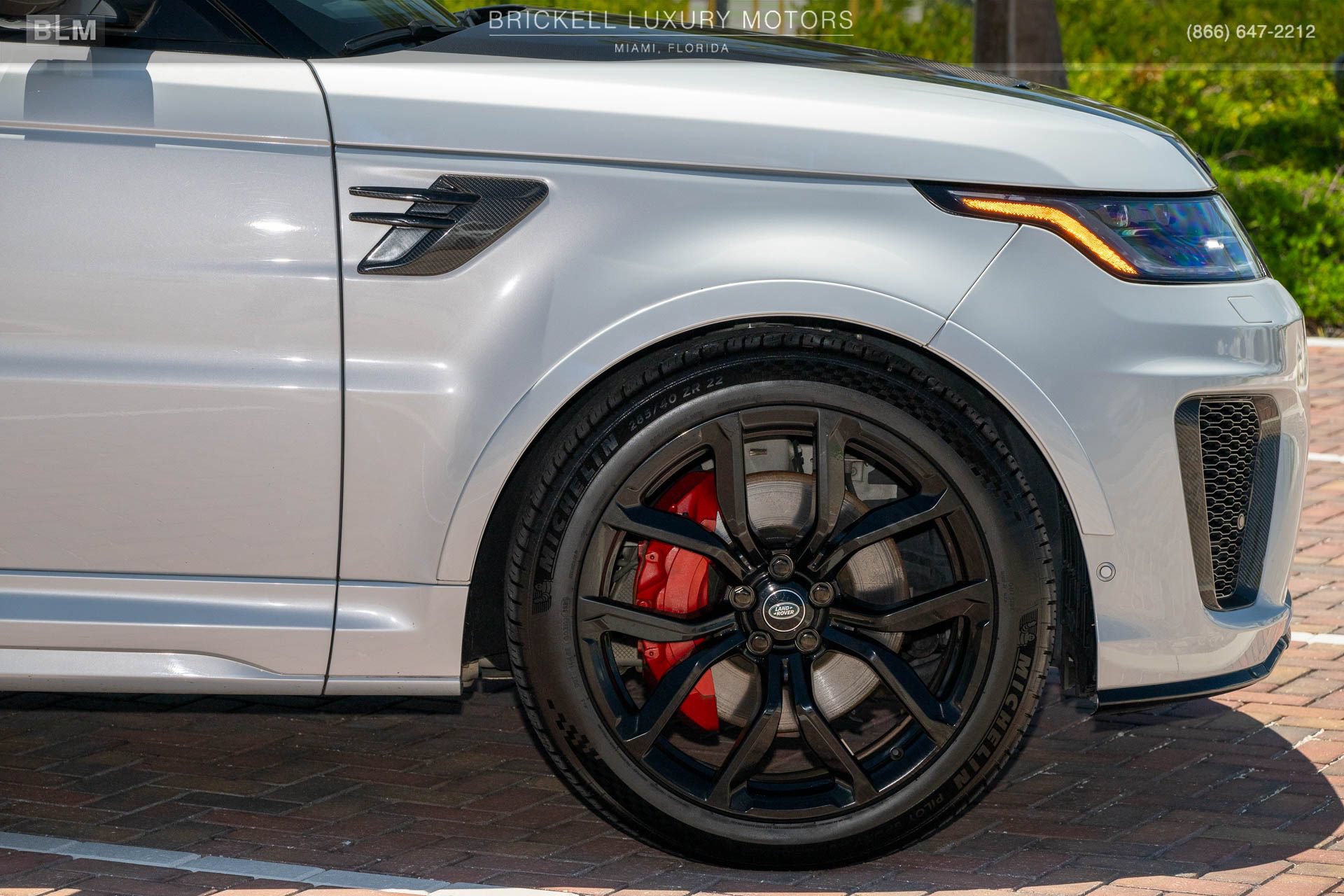 Used 2022 Land Rover Range Rover Sport SVR Carbon Edition AWD/4WD image 48