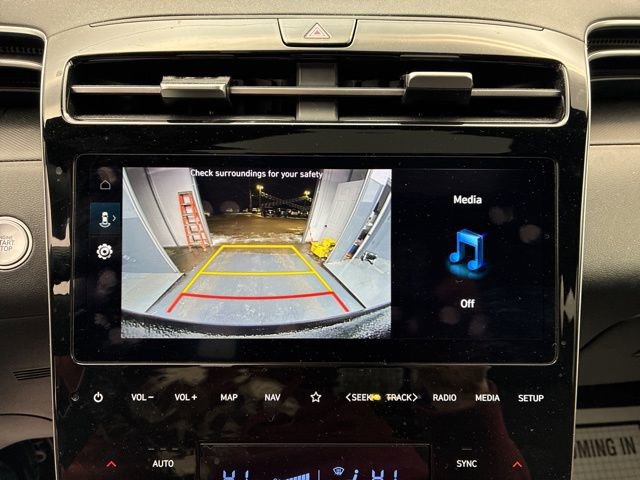 Used 2024 Hyundai Santa Cruz SEL w/ Activity Package image 13