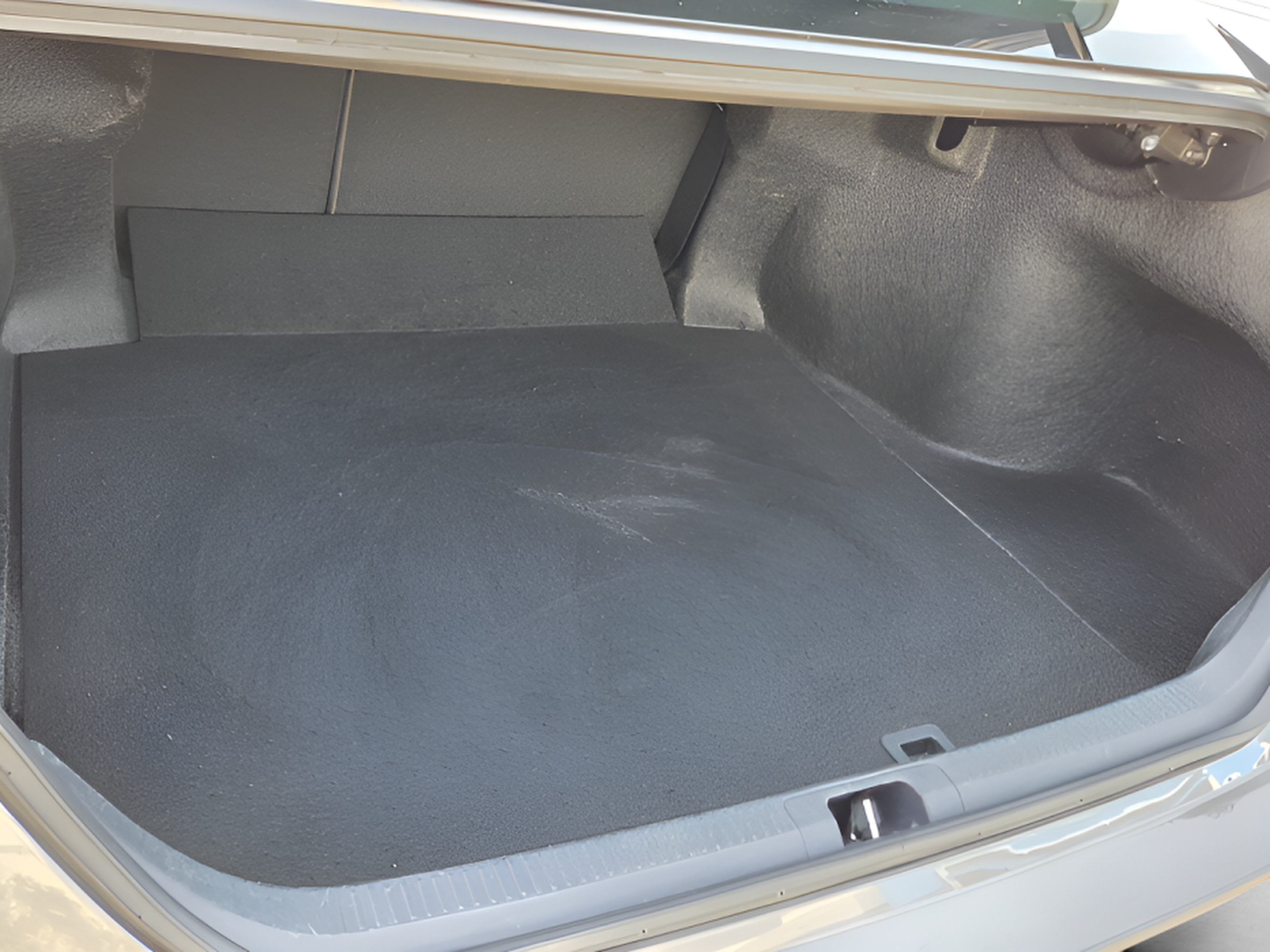 Used 2024 Toyota Camry SE FWD image 13