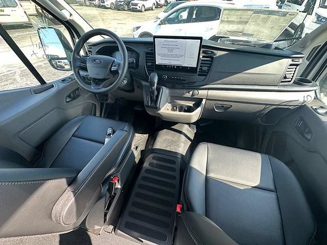 New 2026 Ford Transit 250 148 Medium Roof w/ Load Area Protection Package RWD image 13
