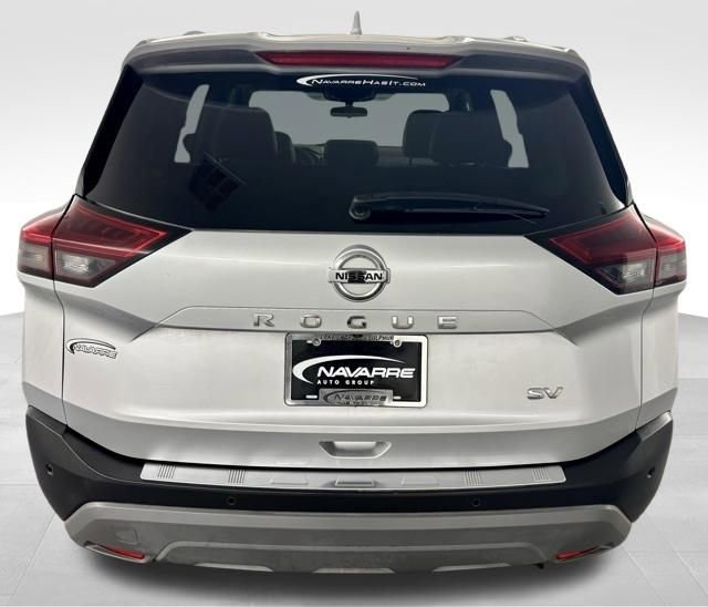Used 2021 Nissan Rogue SV w/ Premium Package image 8