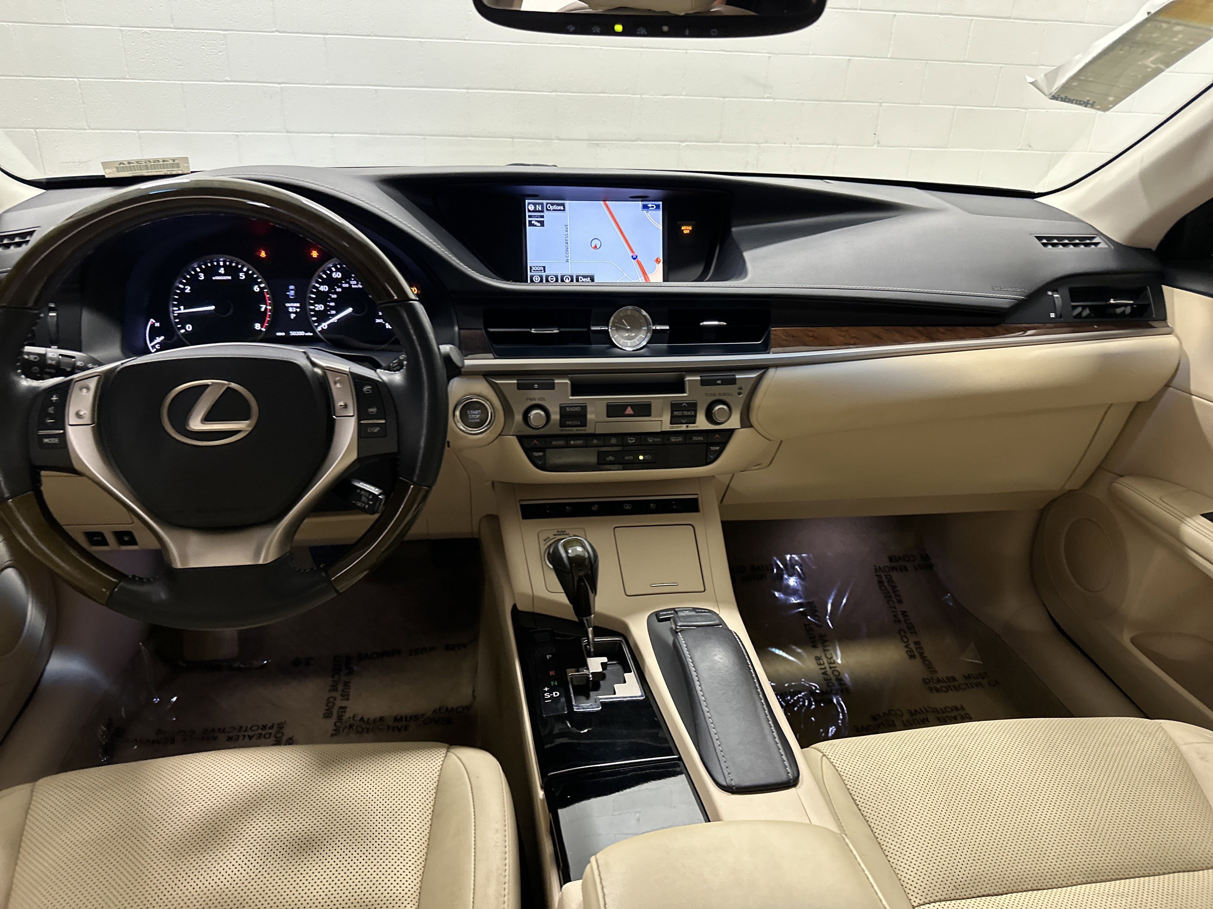 Used 2015 Lexus ES 350 w/ Luxury Package image 29