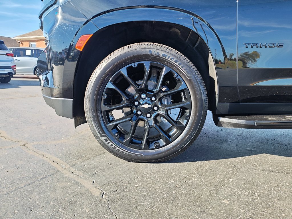 Used 2023 Chevrolet Tahoe RST AWD/4WD image 10