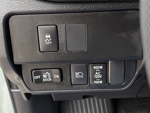 Certified 2023 Toyota Tacoma TRD Off-Road AWD/4WD image 22