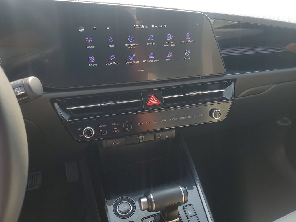 Certified 2023 Kia Niro EX FWD image 14