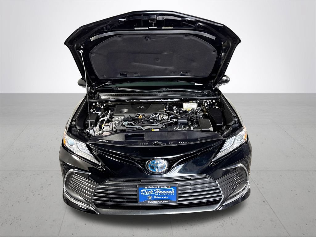Used 2024 Toyota Camry XLE w/ Navigation Package FWD image 23