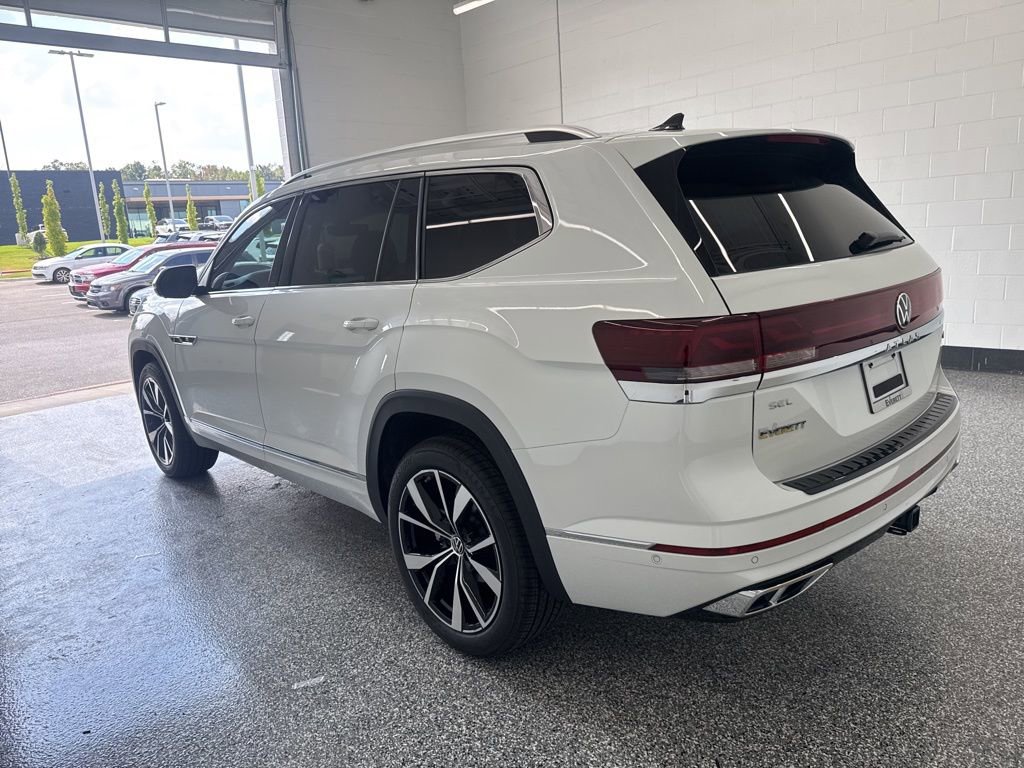 New 2026 Volkswagen Atlas SEL Premium R-Line image 2