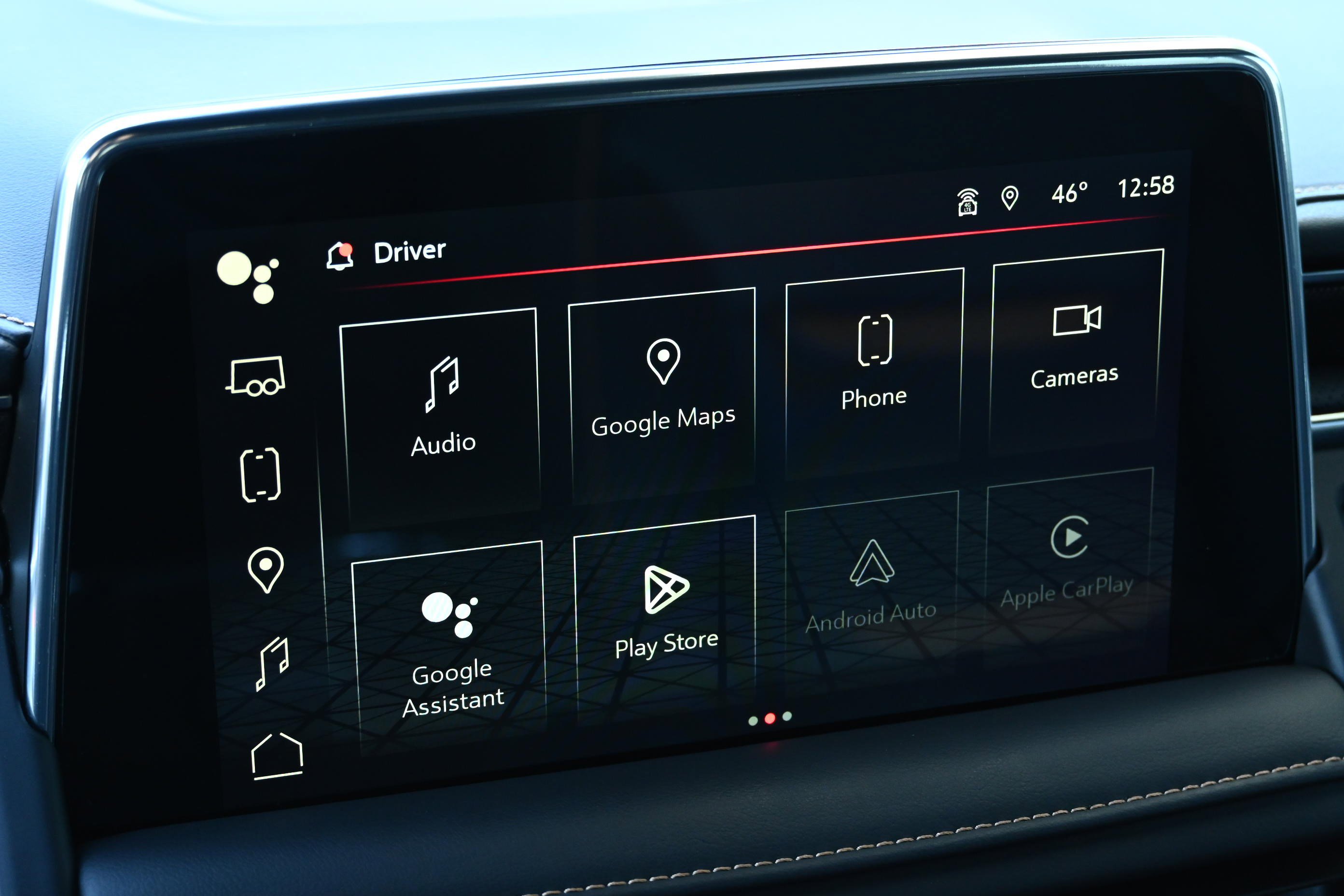 Used 2024 GMC Yukon AT4 w/ Technology Package image 18