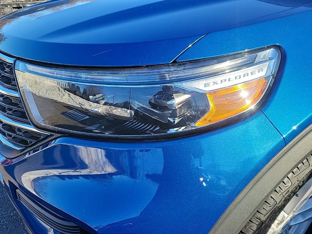 Certified 2023 Ford Explorer XLT w/ Class IV Trailer Tow Package image 33