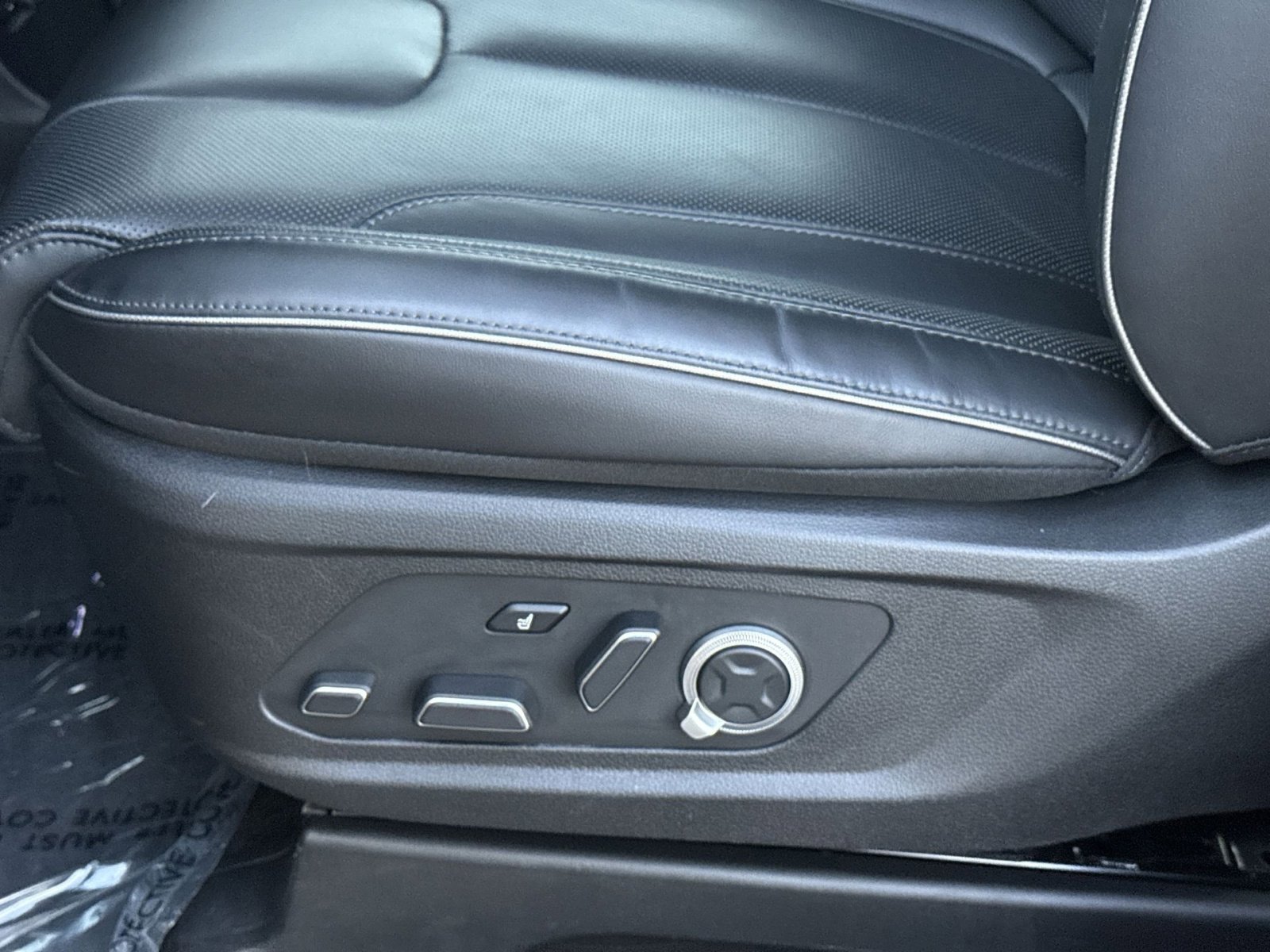 Used 2025 Hyundai Palisade Calligraphy image 14