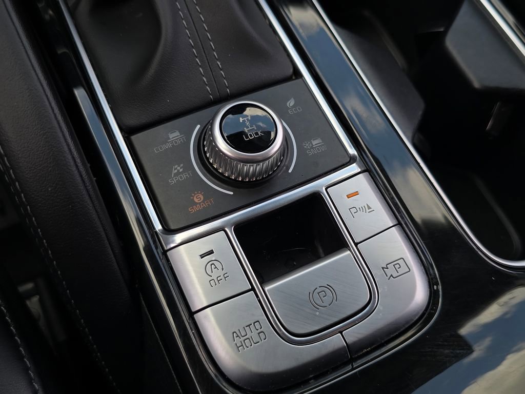 Certified 2024 Kia Telluride SX Prestige w/ Towing Package AWD/4WD image 24