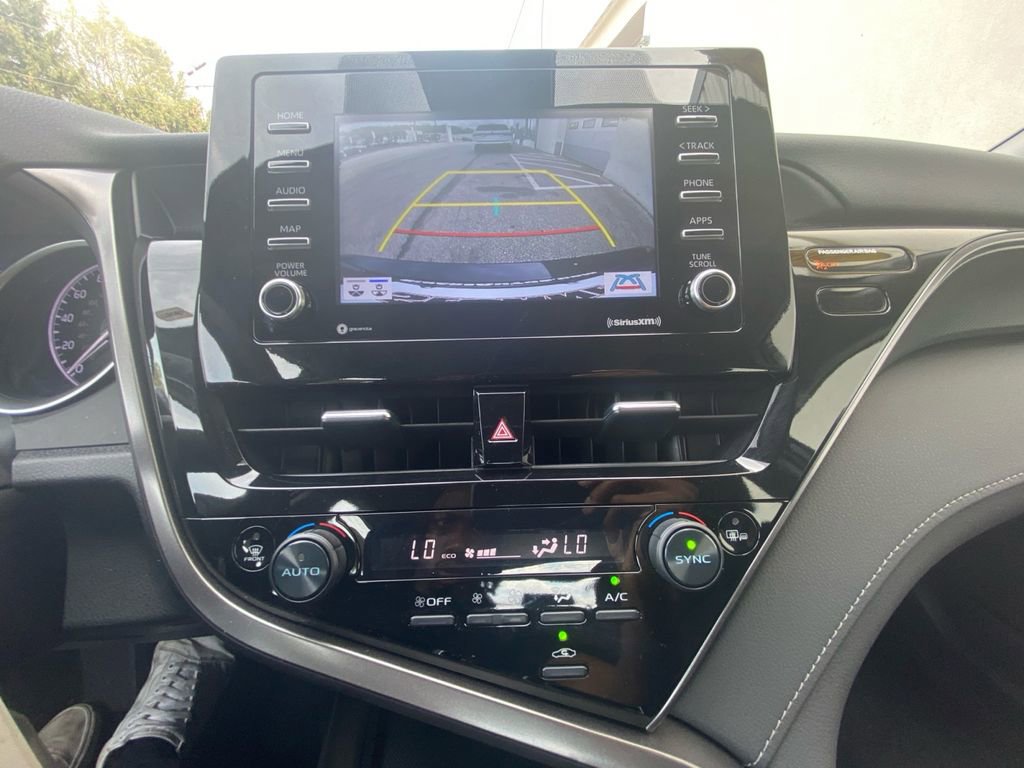 Used 2024 Toyota Camry LE FWD image 22