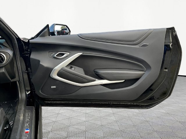 Used 2023 Chevrolet Camaro SS RWD image 29