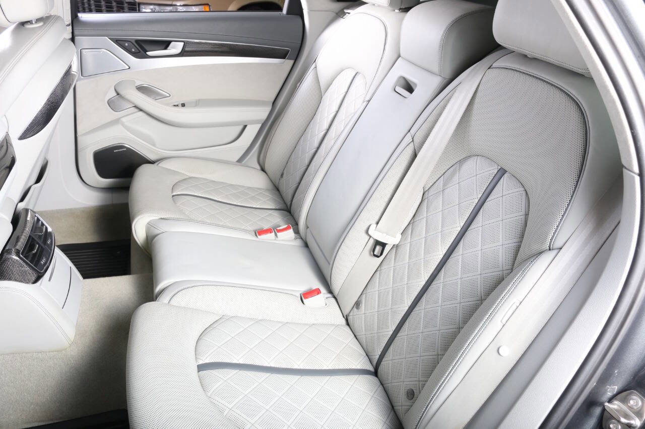 Used 2014 Audi S8 AWD/4WD image 70