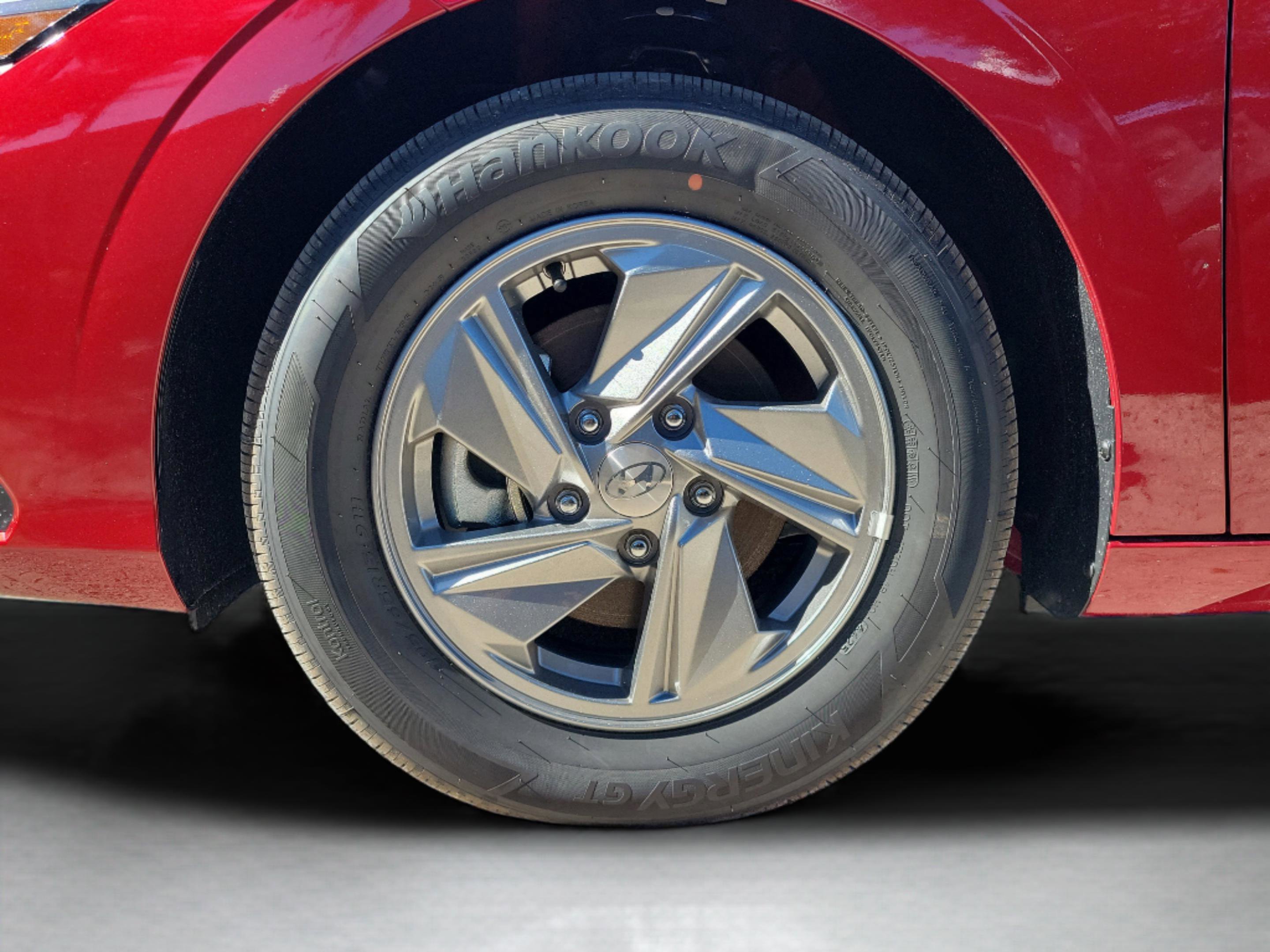 New 2026 Hyundai Elantra SE image 32