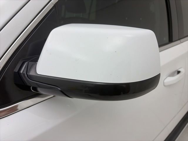 Used 2017 GMC Yukon SLE RWD image 15