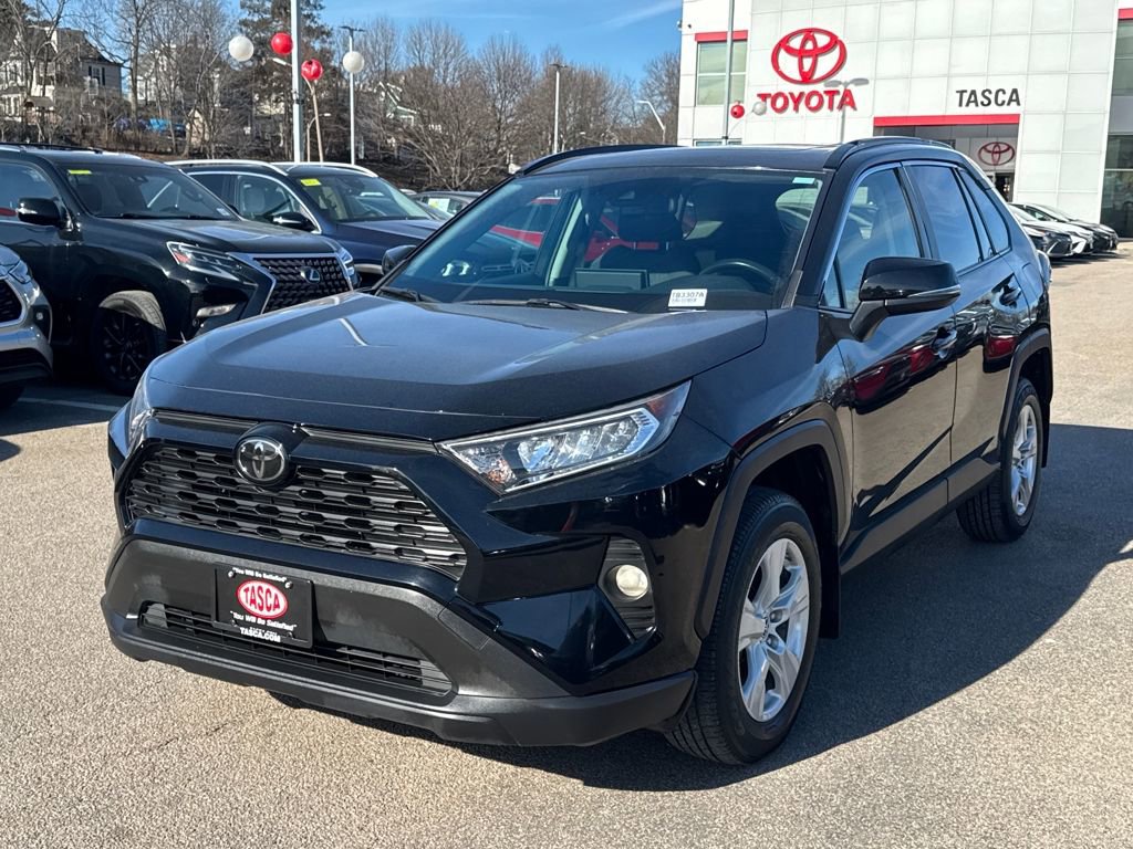 Used 2019 Toyota RAV4 XLE w/ Convenience Package video 3