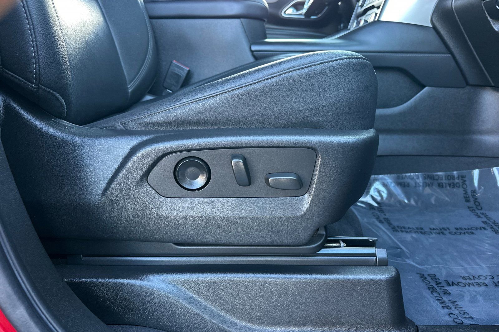 Used 2022 Chevrolet Tahoe Z71 w/ Luxury Package image 25