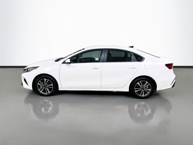 Used 2024 Kia Forte LXS image 4