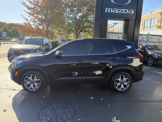 Used 2021 Kia Seltos EX AWD/4WD image 5