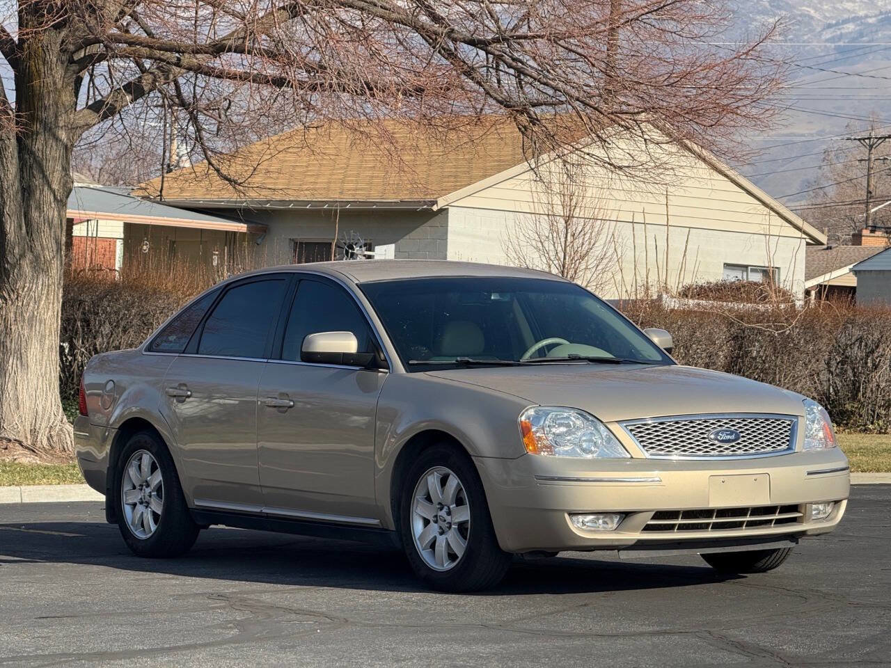 Used 2007 Ford Five Hundred SEL image 3