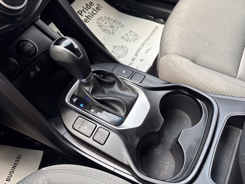 Used 2018 Hyundai Santa Fe Sport w/ 2.4L Value Package 02 AWD/4WD image 15