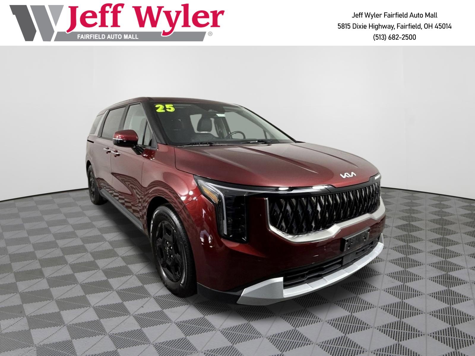 Certified 2025 Kia Carnival LXS