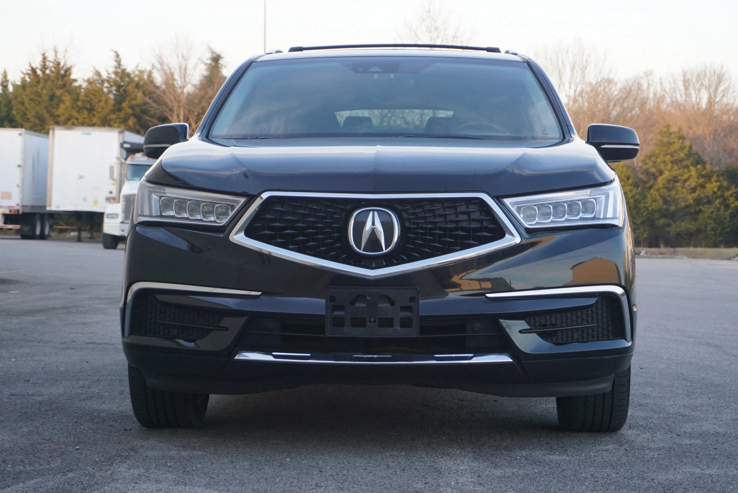 Used 2017 Acura MDX SH-AWD w/ Technology Package image 2